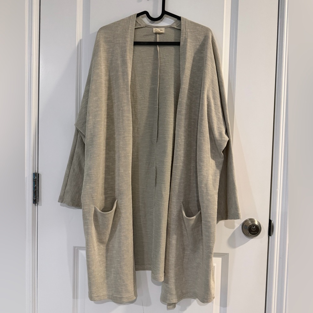 DONNI. One Size Fits All Micro Stripe Cardigan Open Front with Pockets